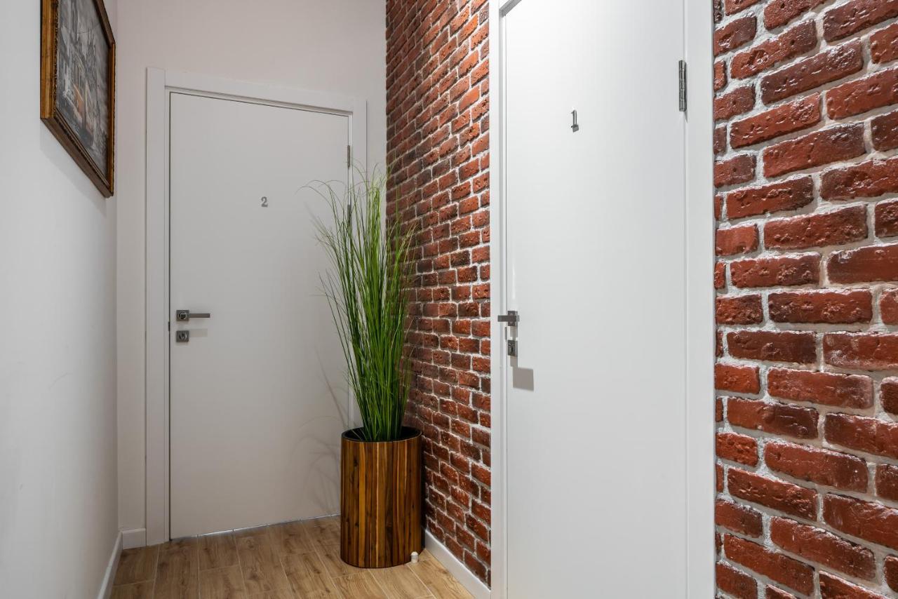 Proreznaya Apartments Kyiv Exterior photo
